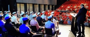 11 dimissioner og 288 dimittender