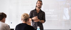 Alfred fra Vildmarken besøgte handelsskolen