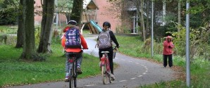 Ni kommuner vil have forældre til at lære deres børn at begå sig i trafikken