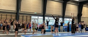Springteam Sæby indbød til Fredagsfest