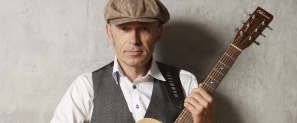 Historien om Kim Larsen – fortalt og fremført af Karsten Holm