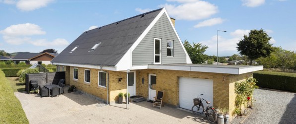 home Sæby-Læsø – Gennemført bolig med moderne komfort og plads til hele familien