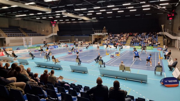 Ny storsejr til VEB, som overtager førstepladsen i Badmintonligaen