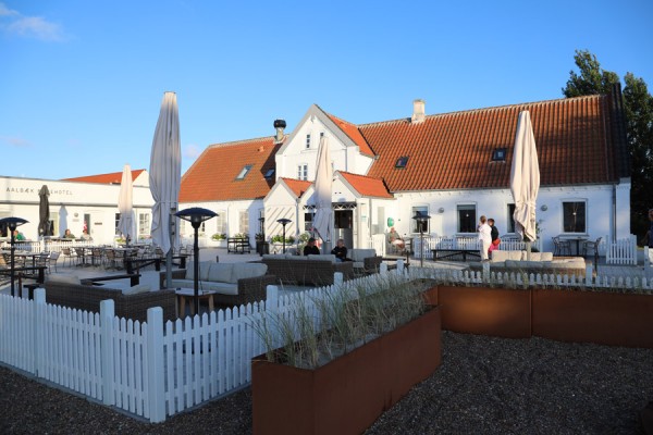 Velkommen til vildt, vin og hygge på højt plan