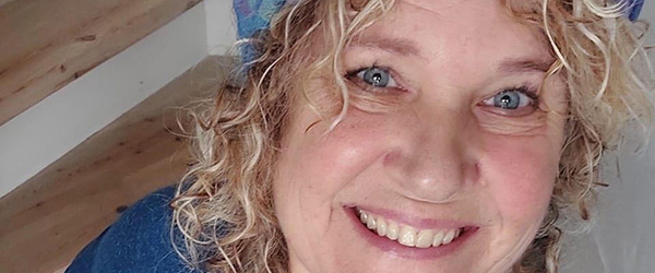 At male er for mig ren meditation, udtaler Bettina Lyster fra Frederikshavn At male er for mig ren meditation, udtaler Bettina Lyster fra Frederikshavn