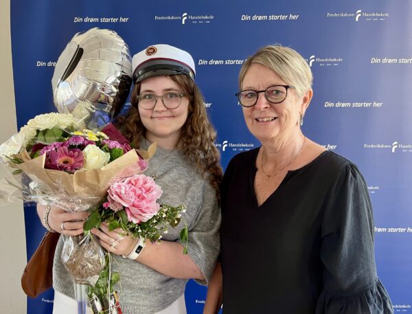 Første HHX og EUX Business studenter har fået huen på Første HHX og EUX Business studenter har fået huen på